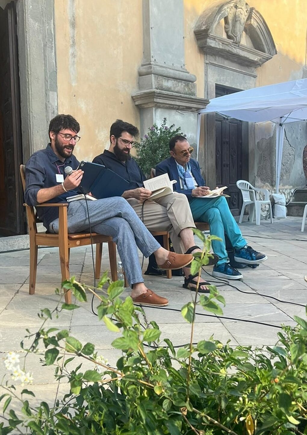 Scopri di più sull'articolo Laboratori critici a Elba Book Festival 2024 – foto